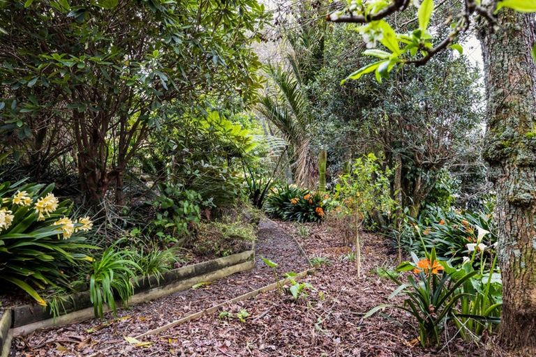 Photo of property in 54 Karina Road, Merrilands, New Plymouth, 4312