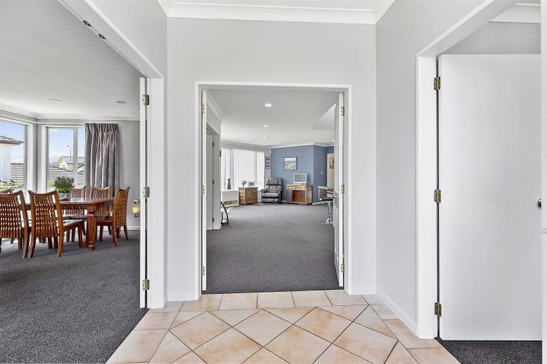 Photo of property in 23 The Masthead, Whitby, Porirua, 5024