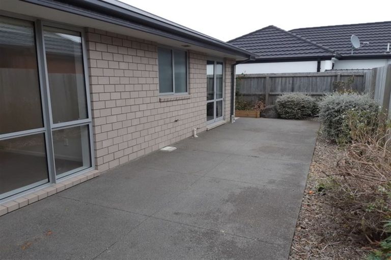Photo of property in 41 Carradale Avenue, Broomfield, Christchurch, 8042