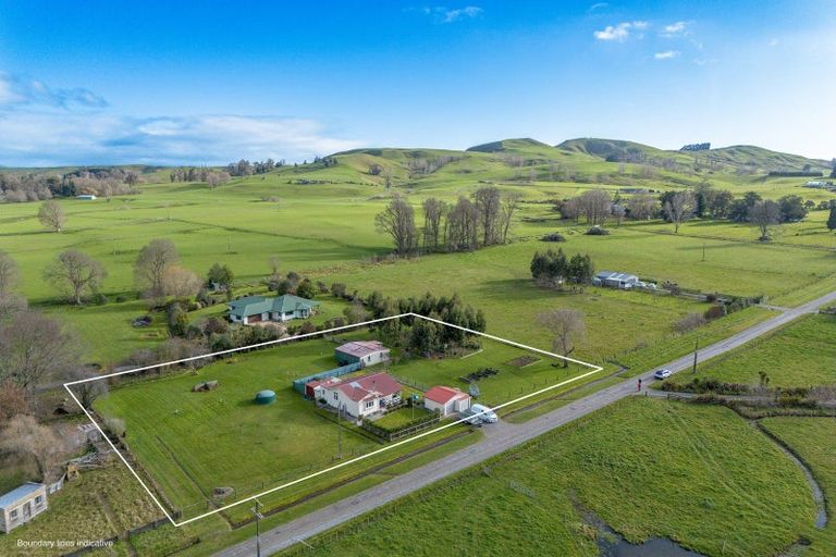 Photo of property in 32 Lindsay Road, Waipukurau, 4283