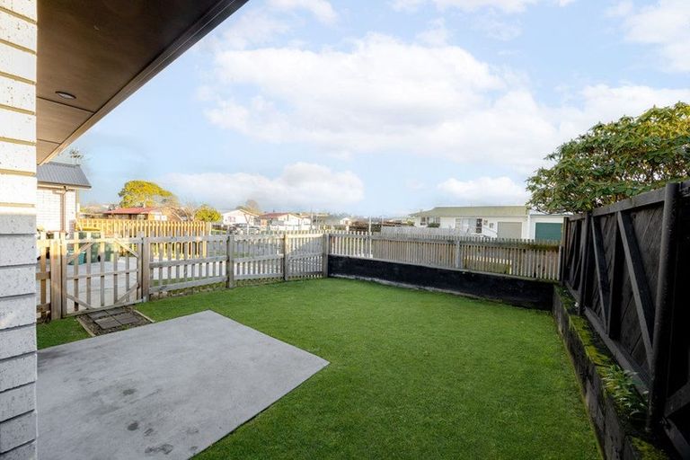 Photo of property in 2u2 Grange Avenue, Nawton, Hamilton, 3200