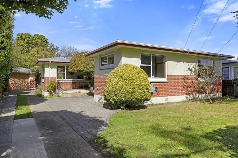 Photo of property in 244 Taita Drive, Taita, Lower Hutt, 5011