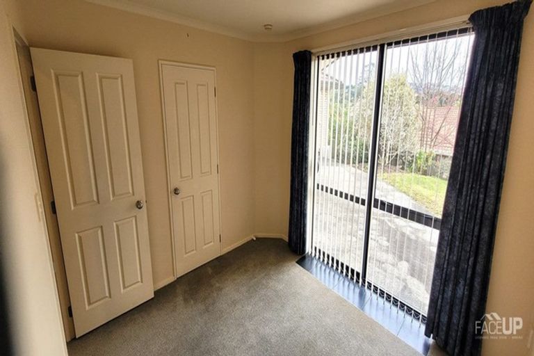 Photo of property in 13 Gendo Avenue, Henderson, Auckland, 0612