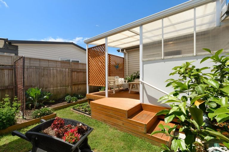 Photo of property in 411/11 Kamahi Crescent, Papamoa Beach, Papamoa, 3118