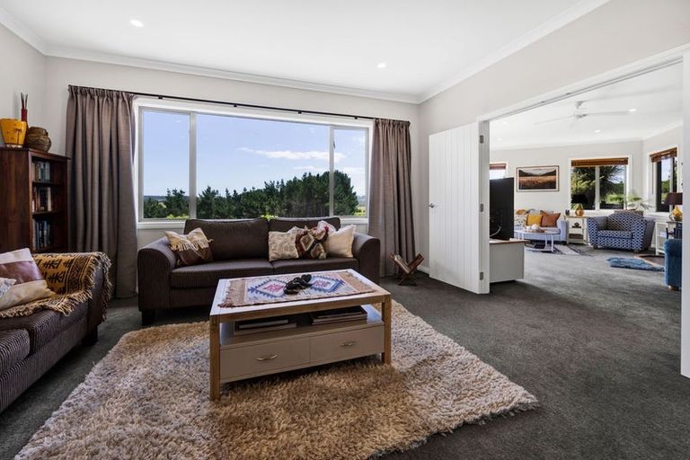 Photo of property in 355 Ngawhini Road, Hawera, 4674