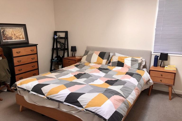 Photo of property in 25u1 Home Street, Mount Victoria, Wellington, 6011