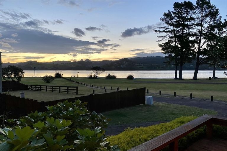 Photo of property in 41 Pleasant Place, Pauanui, Hikuai, 3579