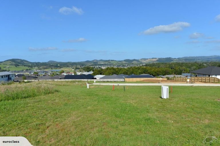Photo of property in 29 Pebble Beach Boulevard, Te Kamo, Whangarei, 0112