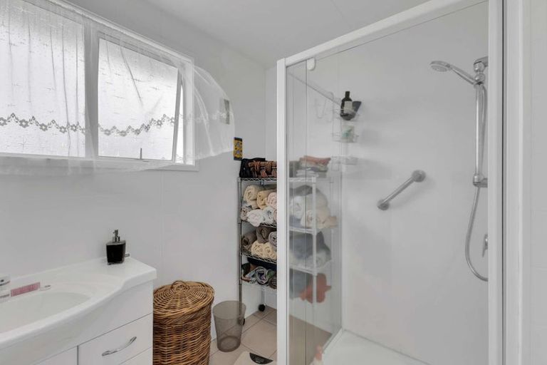 Photo of property in 25 Kapuni Street, Manaia, 4612