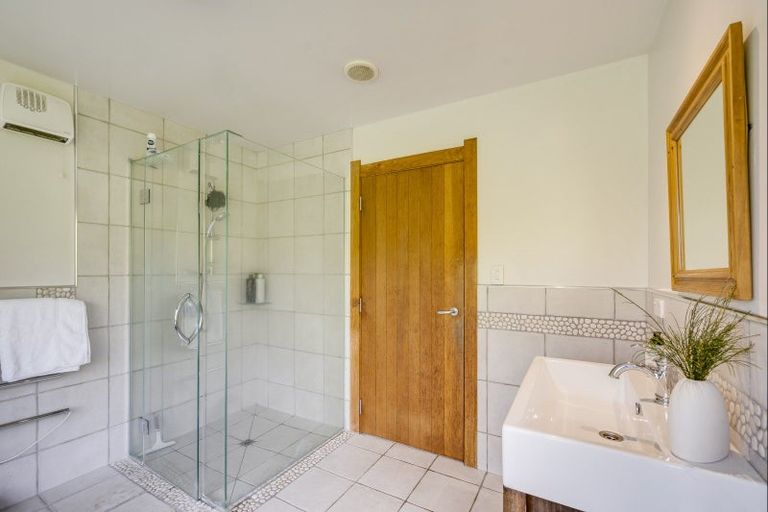 Photo of property in 260 Havelock Road, Akina, Hastings, 4122