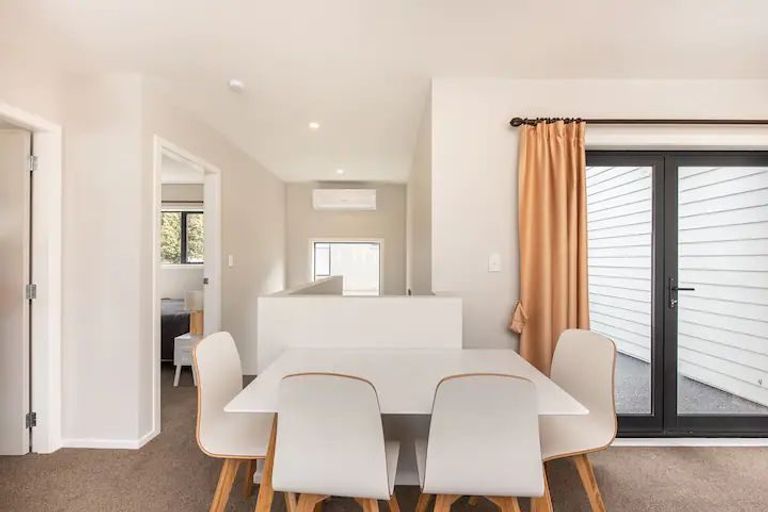 Photo of property in 10 Frankmoore Avenue, Johnsonville, Wellington, 6037