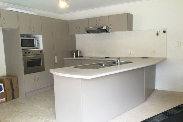 Photo of property in 90c Metcalfe Road, Ranui, Auckland, 0612