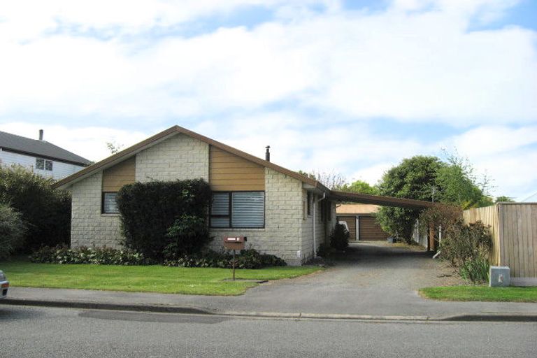 Photo of property in 2 Murray Place, Kaiapoi, 7630