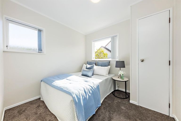 Photo of property in 2/33a Halsey Road, Manurewa, Auckland, 2102