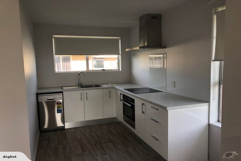 Photo of property in 98 Brynley Street, Hornby, Christchurch, 8042