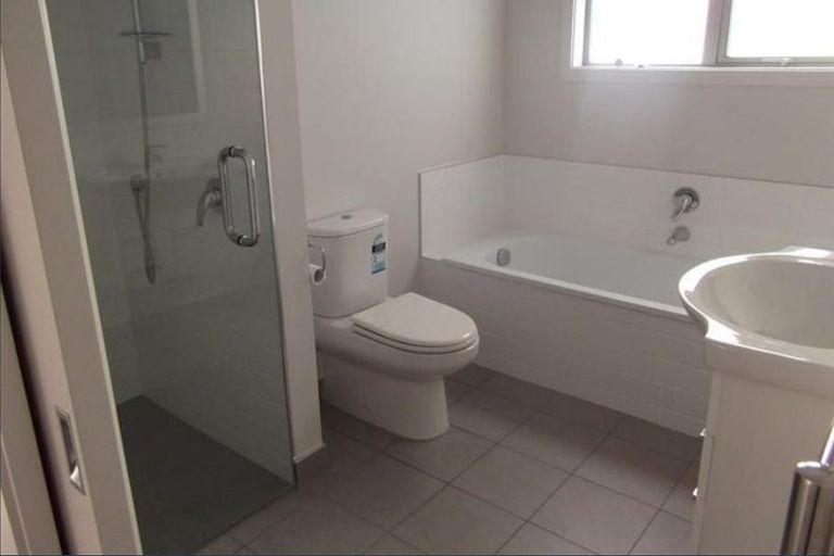 Photo of property in 4b Benzie Avenue, Wallaceville, Upper Hutt, 5018
