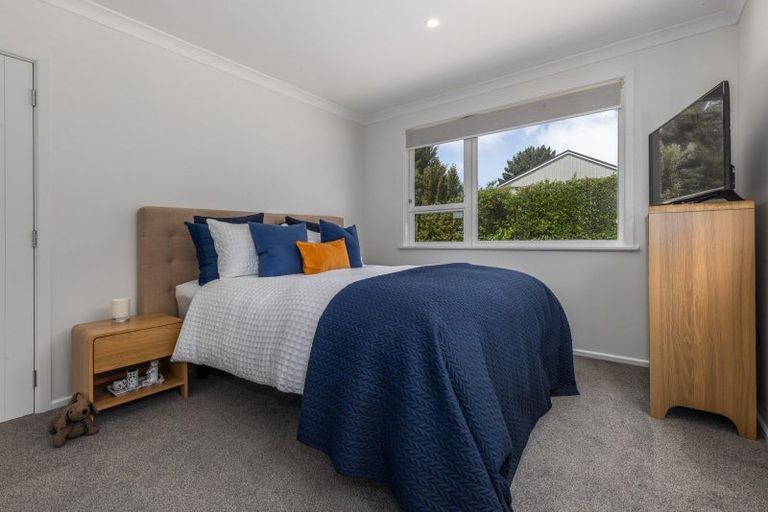 Photo of property in 20 Mahinawa Street, Takapuwahia, Porirua, 5022