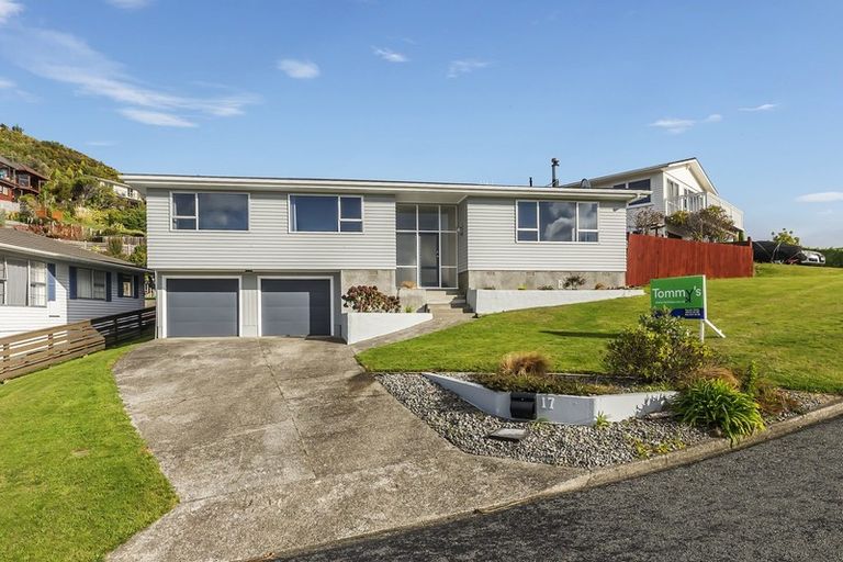 Photo of property in 17 The Anchorage, Whitby, Porirua, 5024