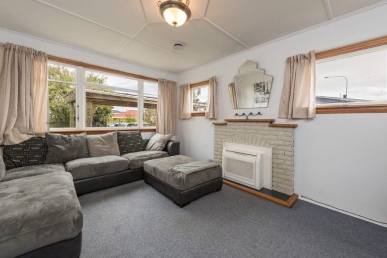 Photo of property in 8 Parkers Road, Tahunanui, Nelson, 7011