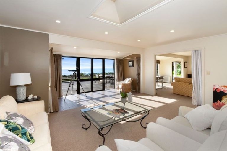Photo of property in 43 Farley Road, Clarks Beach, Pukekohe, 2679