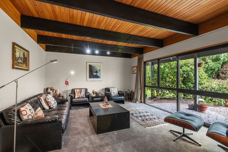 Photo of property in 24 Highland Place, Avonhead, Christchurch, 8042