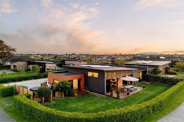 Photo of property in 2a Baxter Michael Crescent, Cambridge, 3434