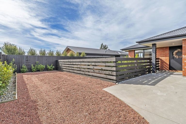 Photo of property in 15 Cedric Place, Darfield, 7510