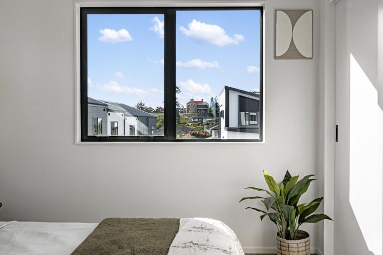 Photo of property in 1/4 Glenburn Road, Hobsonville, Auckland, 0616