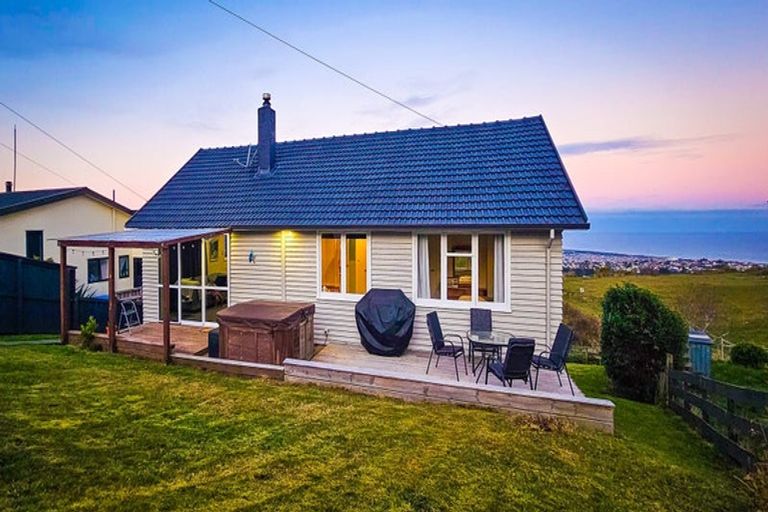 Photo of property in 11 Mcdonald Street, Brockville, Dunedin, 9011