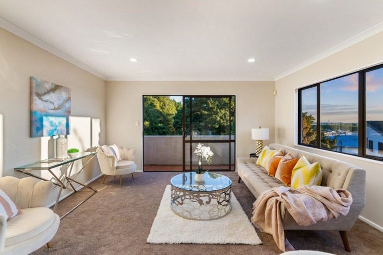 Photo of property in 7 Chieftain Rise, Goodwood Heights, Auckland, 2105