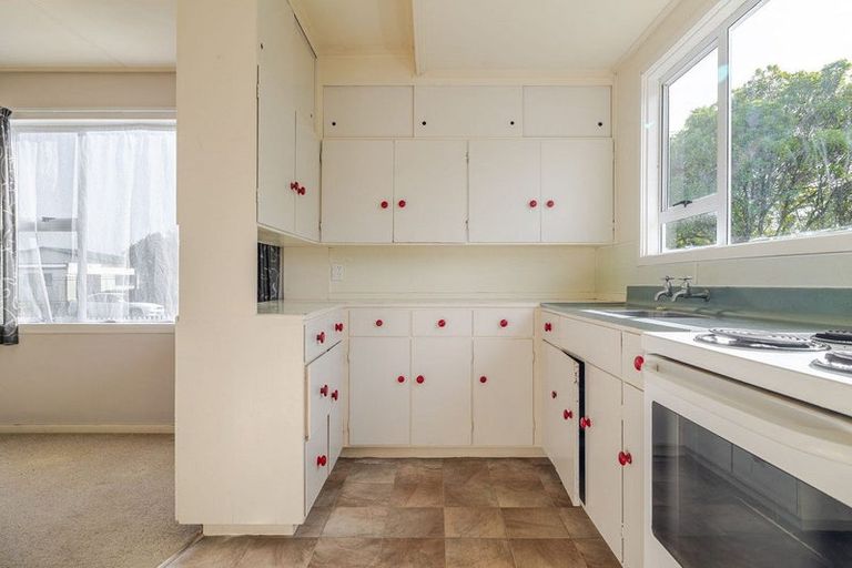 Photo of property in 2 Virginia Crescent, Feilding, 4702