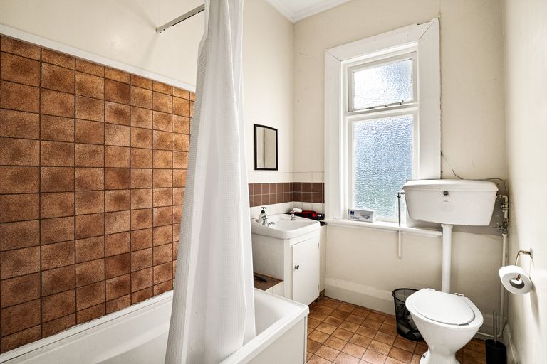 Photo of property in 607 Castle Street, North Dunedin, Dunedin, 9016