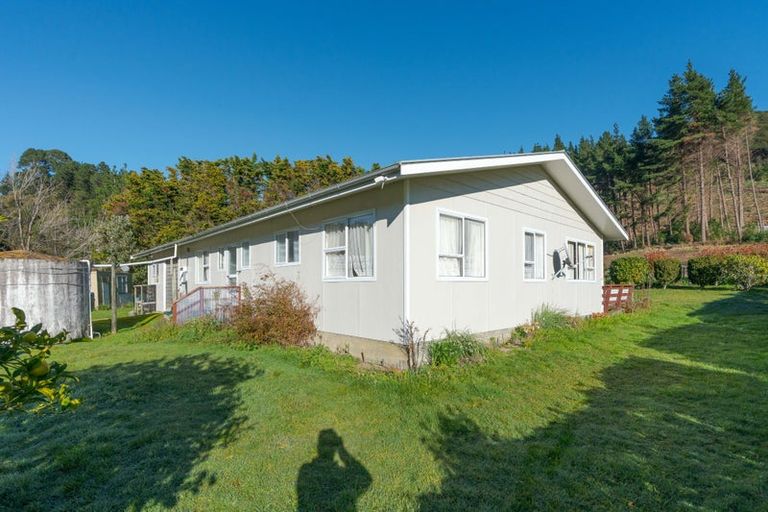 Photo of property in 5421 Masterton Castlepoint Road, Tinui, Masterton, 5889