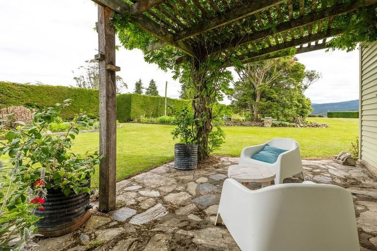 Photo of property in 285 Waihaorunga Road, Waihaorunga, Waimate, 7977