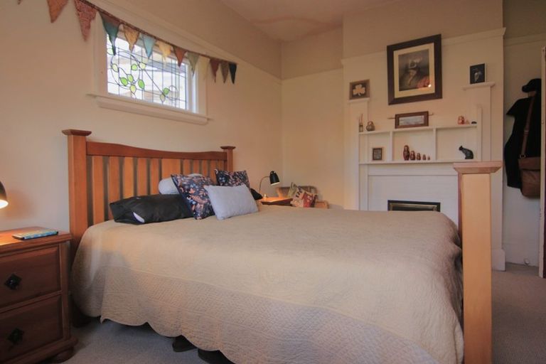Photo of property in 82 Avonhead Road, Avonhead, Christchurch, 8042