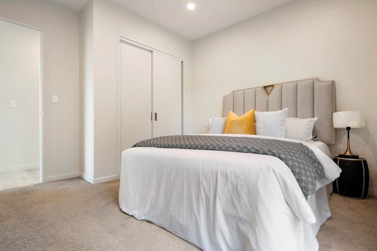 Photo of property in 15c Living Stream Road, Albany Heights, Auckland, 0632