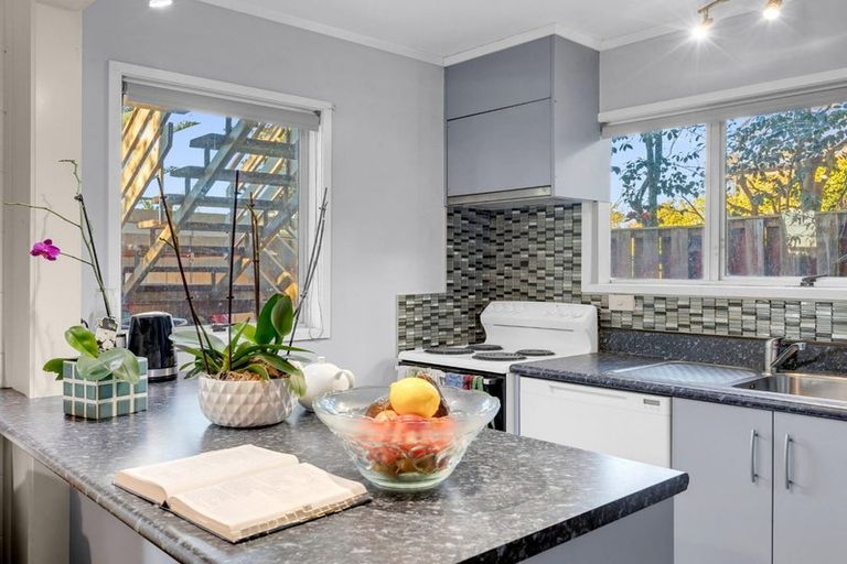 Photo of property in 4/1222 Victoria Street, Whitiora, Hamilton, 3200