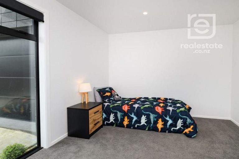 Photo of property in 35 Freedom Drive, Kelvin Grove, Palmerston North, 4414