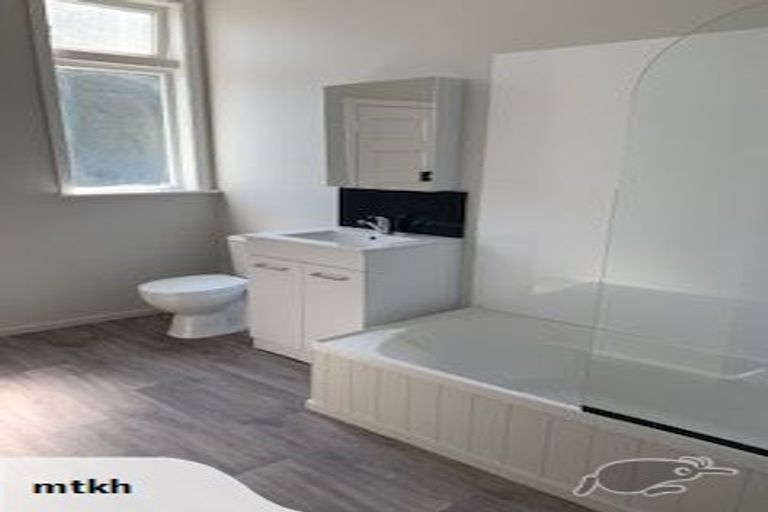 Photo of property in 5 Salisbury Avenue, Whanganui East, Whanganui, 4500