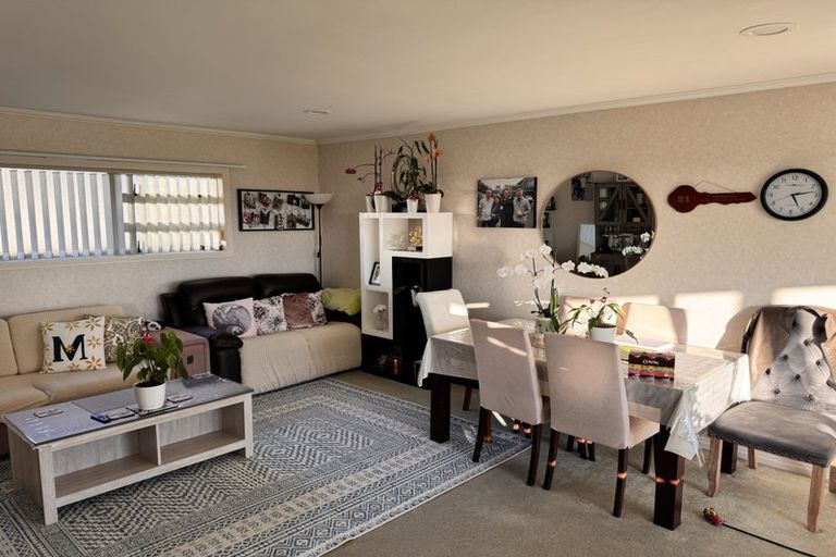 Photo of property in 290 Point View Drive, Dannemora, Auckland, 2016