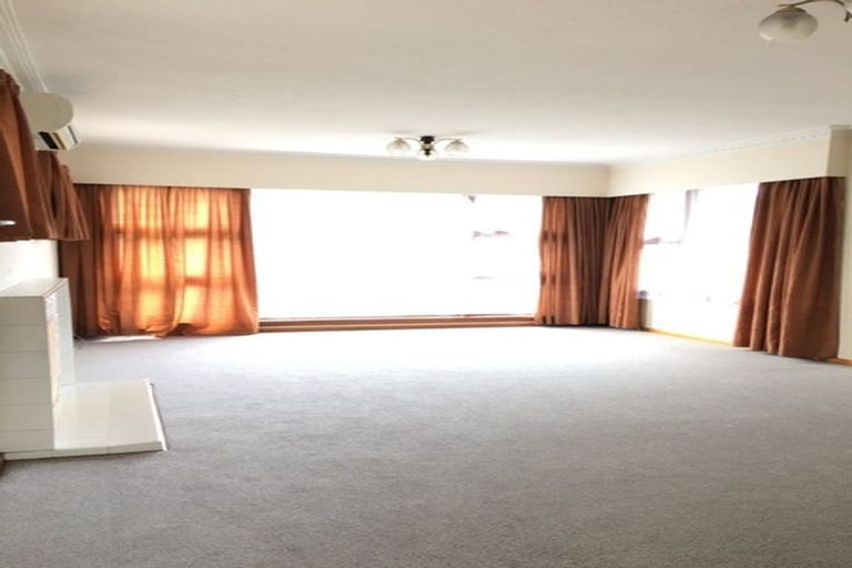 Photo of property in 3 Woodbury Street, Avonhead, Christchurch, 8042