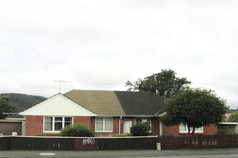 Photo of property in 2/598a Fergusson Drive, Trentham, Upper Hutt, 5018