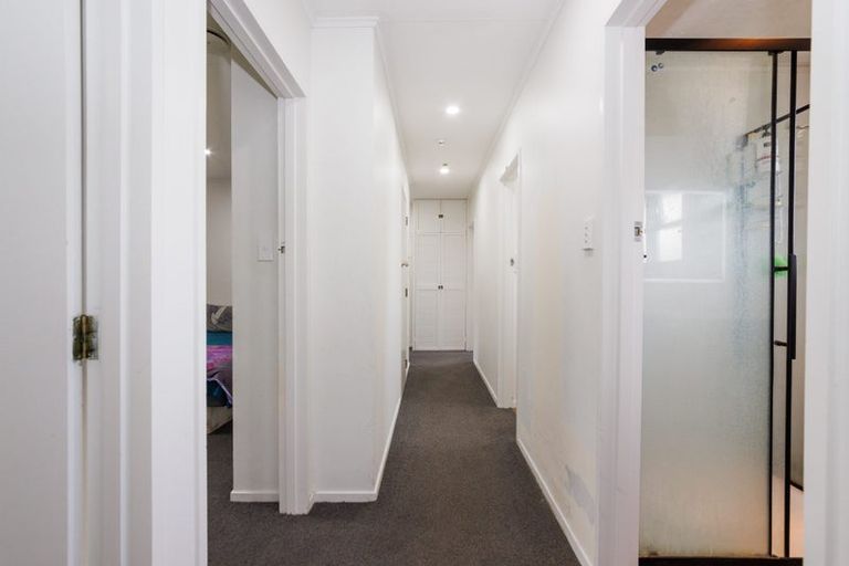 Photo of property in 12 Motuoapa Place, Kelvin Grove, Palmerston North, 4414