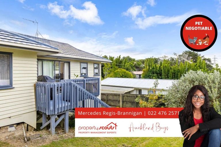 Photo of property in 25 Lilburn Crescent, Massey, Auckland, 0614