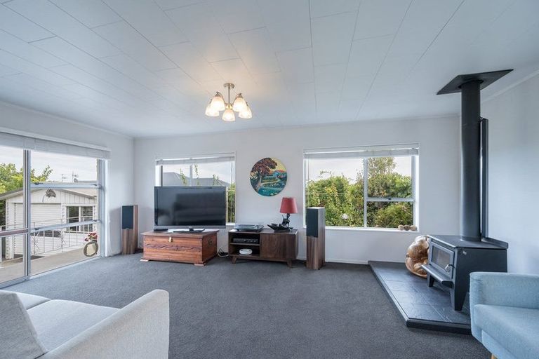 Photo of property in 73 Fergusson Street, Stoke, Nelson, 7011