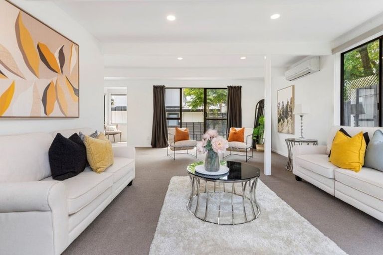 Photo of property in 9a Brandon Road, Manly, Whangaparaoa, 0930