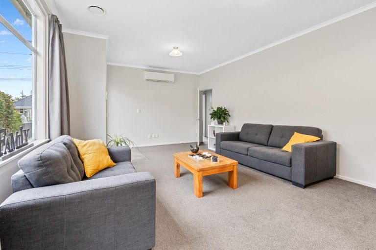 Photo of property in 6 West Avenue, Saint Clair, Dunedin, 9012