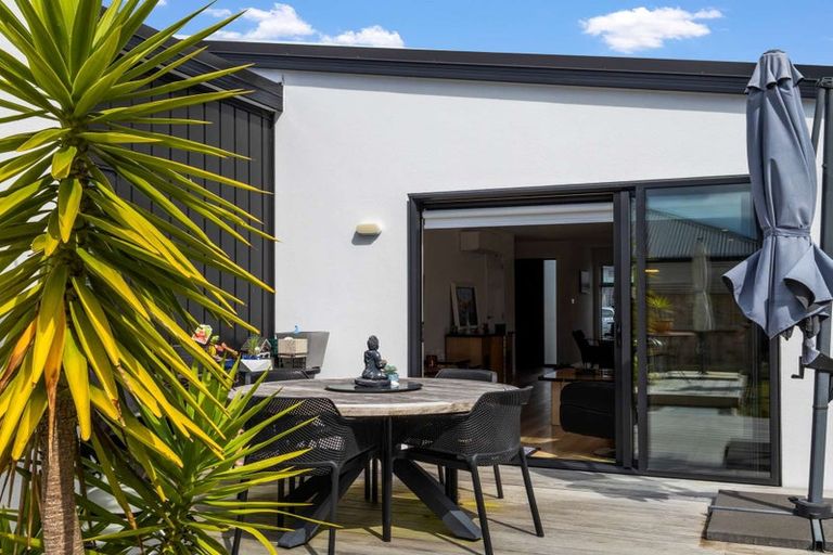 Photo of property in 73 Pasture Way, Papamoa, 3118