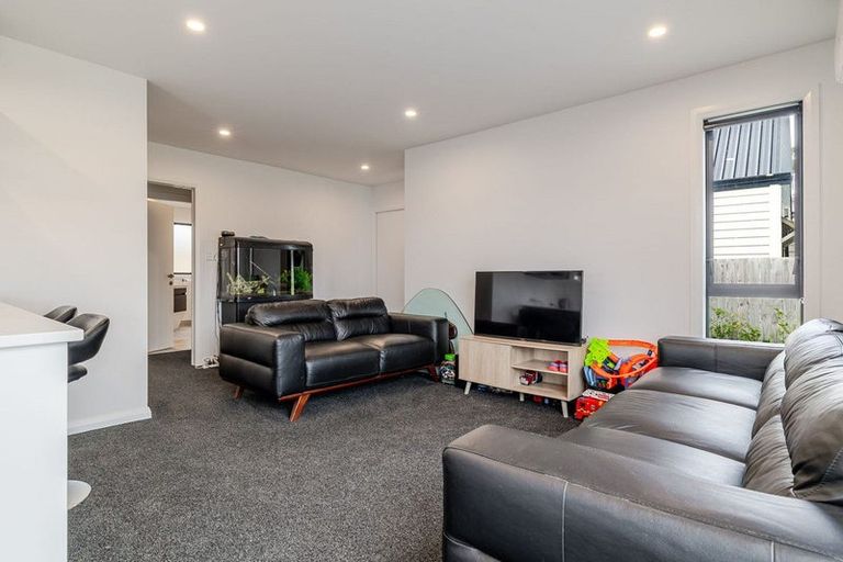 Photo of property in 16 Te Ara Matipou, Frimley, 4120