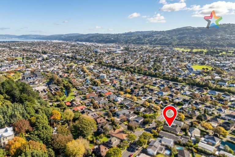 Photo of property in 3 Waddington Drive, Naenae, Lower Hutt, 5011